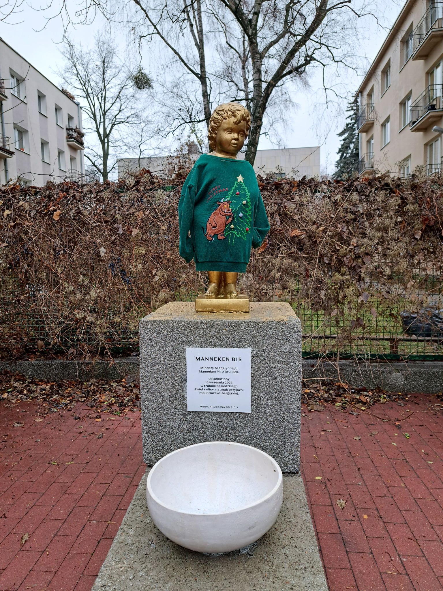 artykuły Malinenstrasse v Manneken Bis